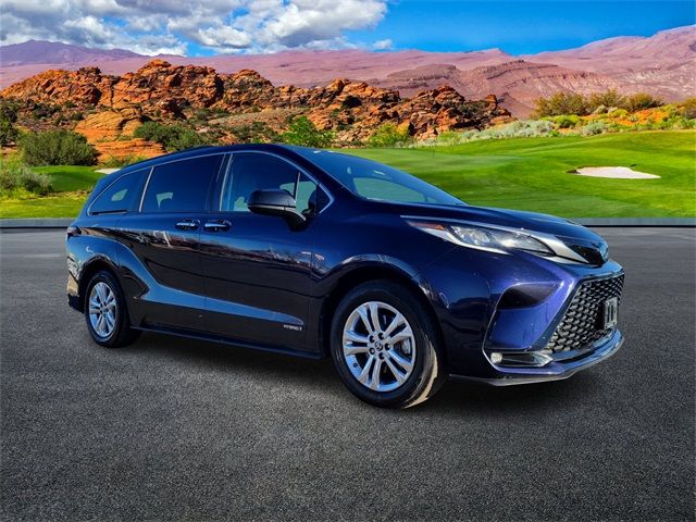 2021 Toyota Sienna XSE