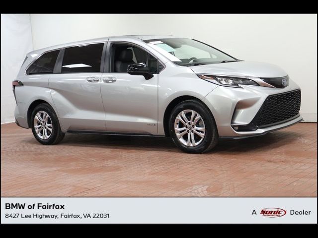 2021 Toyota Sienna XSE