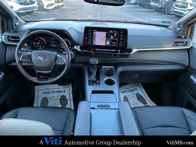 2021 Toyota Sienna XSE