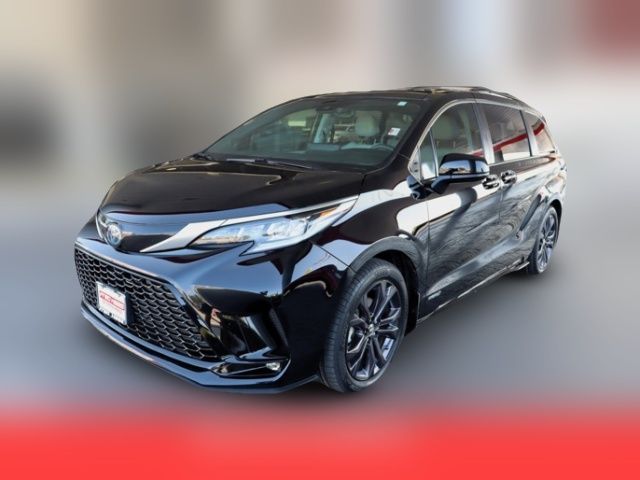 2021 Toyota Sienna XSE