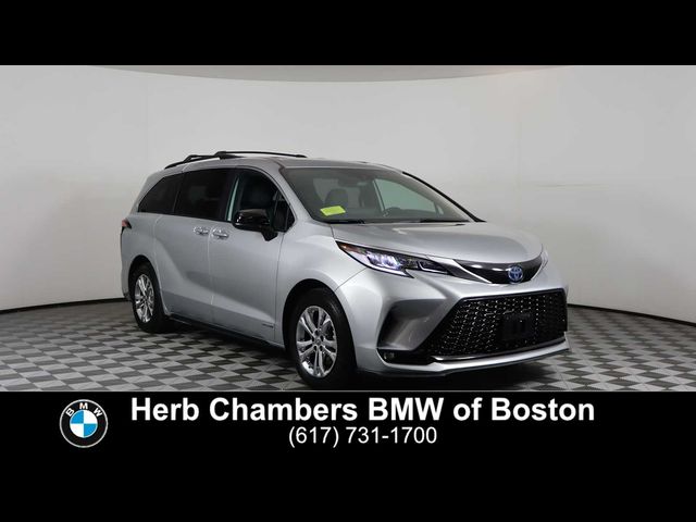 2021 Toyota Sienna XSE