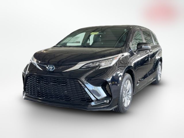 2021 Toyota Sienna XSE