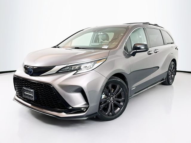 2021 Toyota Sienna XSE