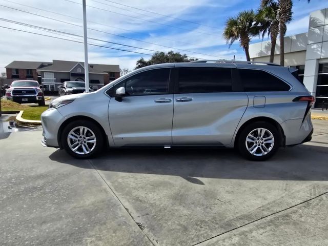 2021 Toyota Sienna Limited