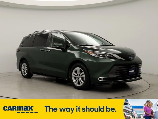 2021 Toyota Sienna Platinum