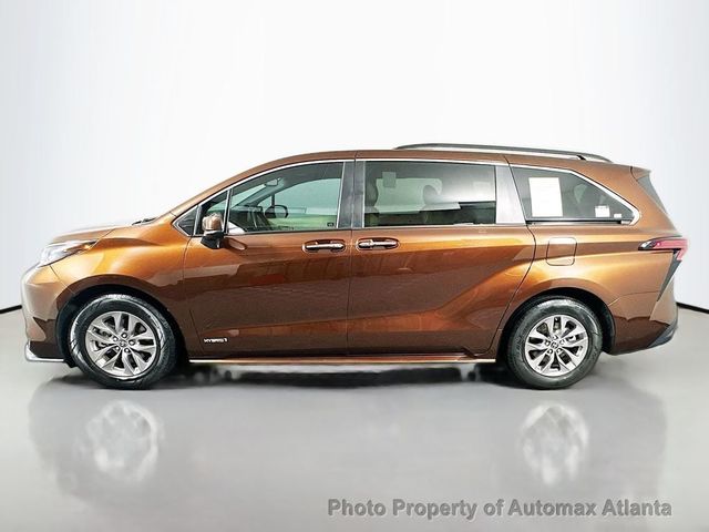 2021 Toyota Sienna XLE