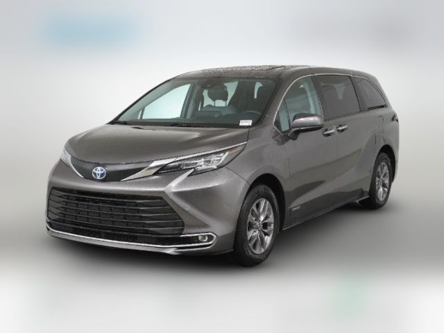 2021 Toyota Sienna XLE