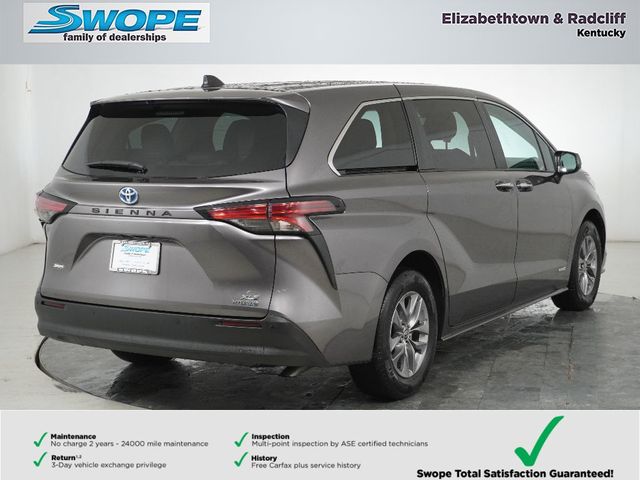 2021 Toyota Sienna XLE