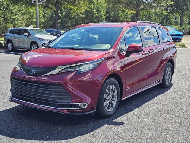 2021 Toyota Sienna XLE