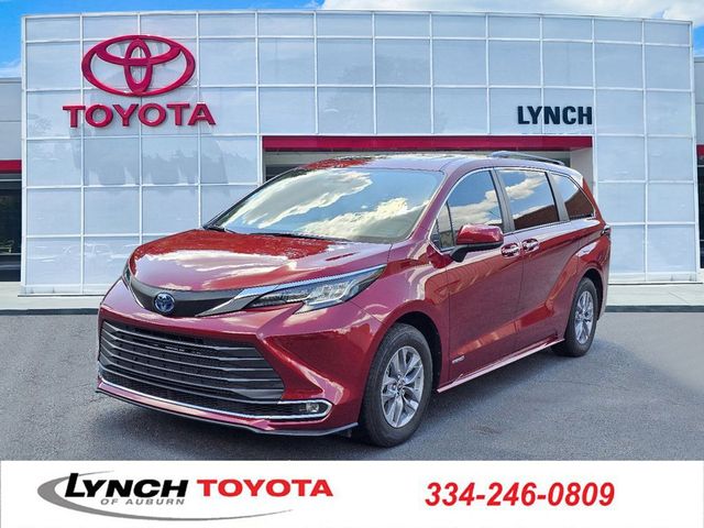 2021 Toyota Sienna XLE