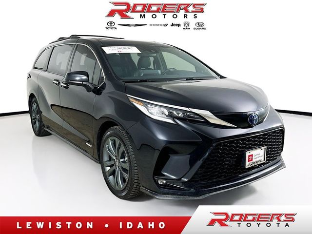 2021 Toyota Sienna XSE