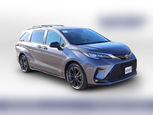 2021 Toyota Sienna XSE