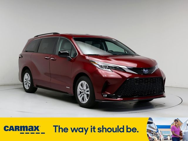 2021 Toyota Sienna XSE