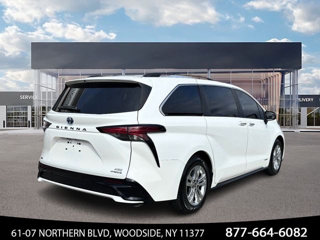 2021 Toyota Sienna XSE