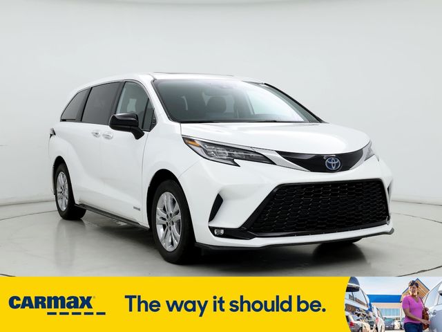 2021 Toyota Sienna XSE