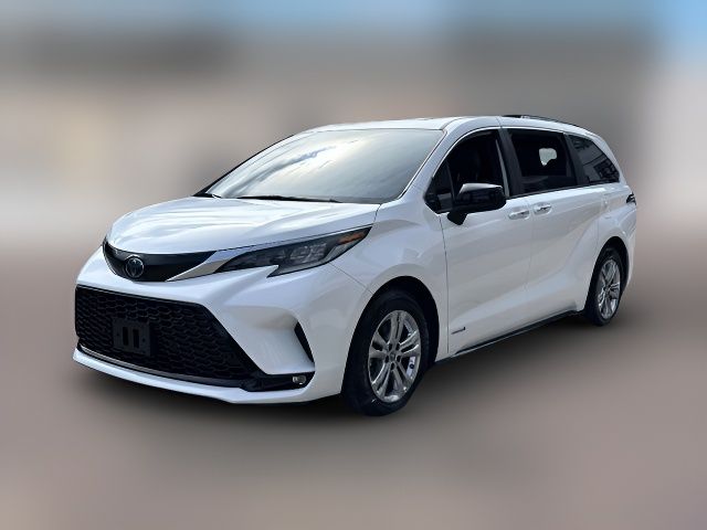 2021 Toyota Sienna XSE