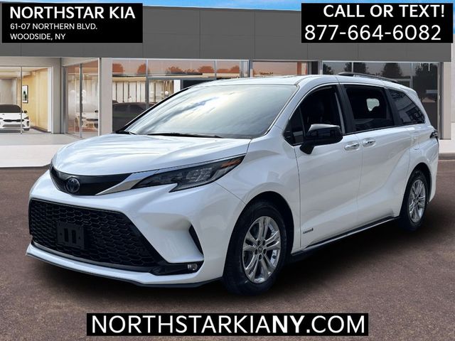 2021 Toyota Sienna XSE