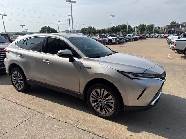2021 Toyota Venza XLE