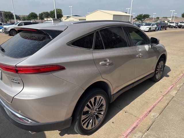 2021 Toyota Venza XLE