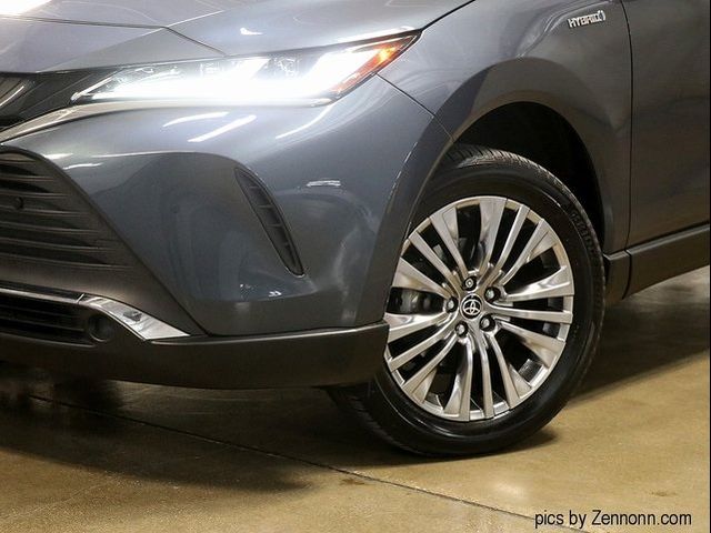 2021 Toyota Venza XLE