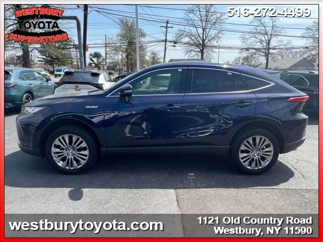 2021 Toyota Venza LE