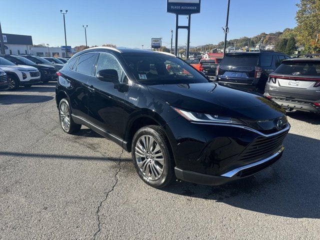 2021 Toyota Venza LE