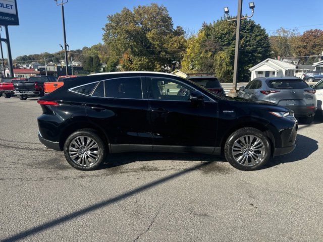 2021 Toyota Venza LE