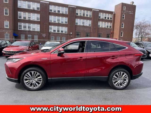 2021 Toyota Venza XLE