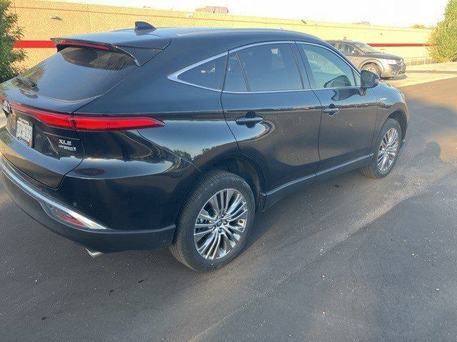 2021 Toyota Venza XLE