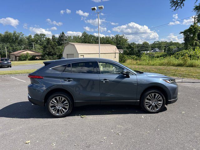 2021 Toyota Venza XLE