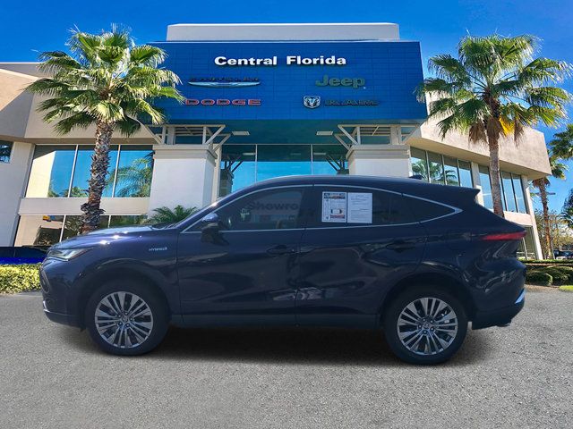 2021 Toyota Venza XLE