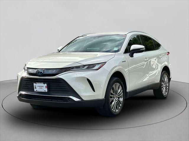 2021 Toyota Venza XLE