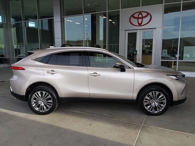 2021 Toyota Venza XLE