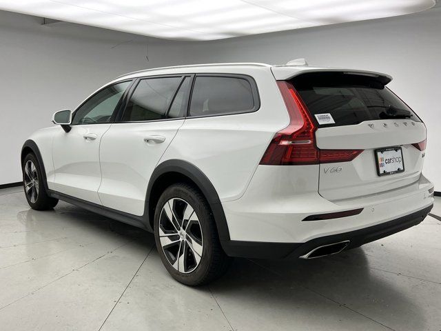 2021 Volvo V60 Cross Country Base