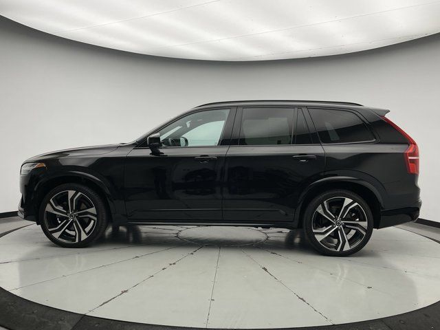 2021 Volvo XC90 R-Design