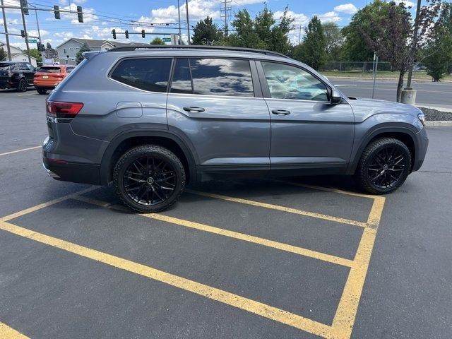 2021 Volkswagen Atlas 3.6L V6 SE Technology