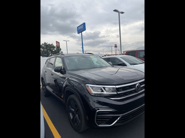 2021 Volkswagen Atlas 3.6L V6 SE Technology R-Line