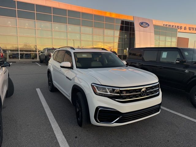 2021 Volkswagen Atlas 3.6L V6 SE Technology R-Line