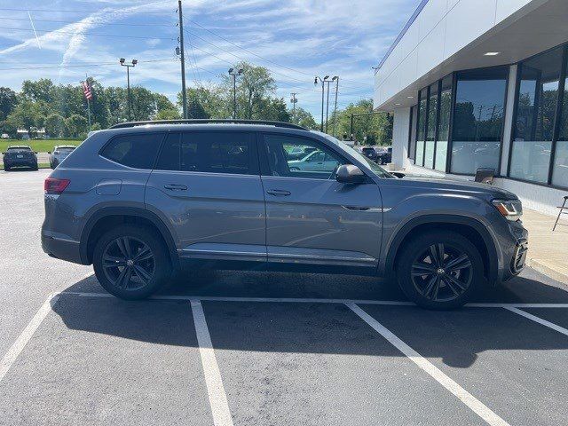 2021 Volkswagen Atlas 3.6L V6 SE Technology R-Line