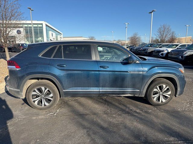 2021 Volkswagen Atlas Cross Sport 3.6L V6 SE Technology R-Line