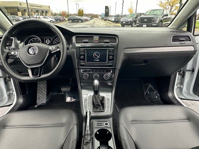 2021 Volkswagen Golf TSI