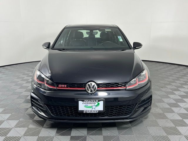 2021 Volkswagen Golf GTI SE