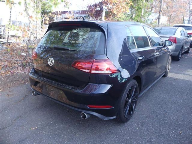 2021 Volkswagen Golf GTI SE