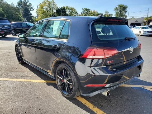 2021 Volkswagen Golf GTI SE