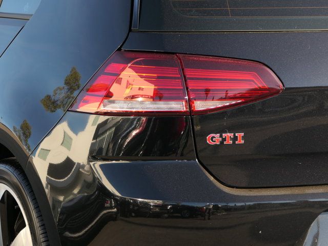 2021 Volkswagen Golf GTI S