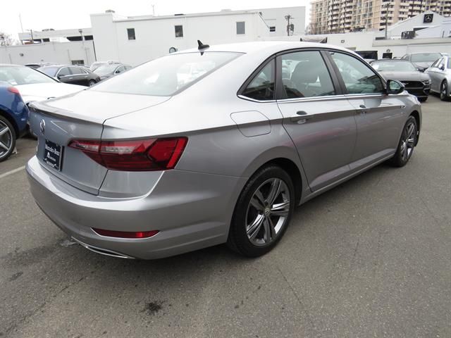 2021 Volkswagen Jetta R-Line