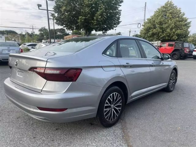 2021 Volkswagen Jetta R-Line