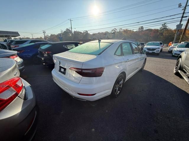 2021 Volkswagen Jetta R-Line