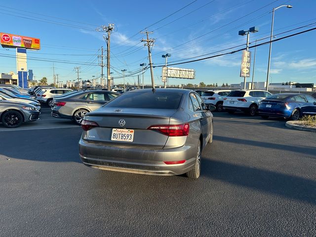 2021 Volkswagen Jetta R-Line