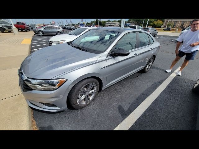 2021 Volkswagen Jetta R-Line